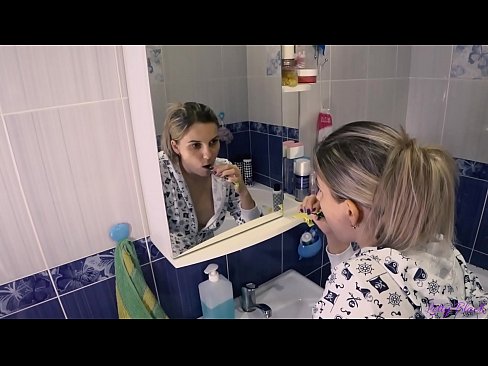 ❤️ Mbanye anataghị ikike na-eto eto na pajamas na-ejedebe ọnụ ọnụ na ịnyịnya ibu - letty ojii na%ig.teatroporno.ru ☑